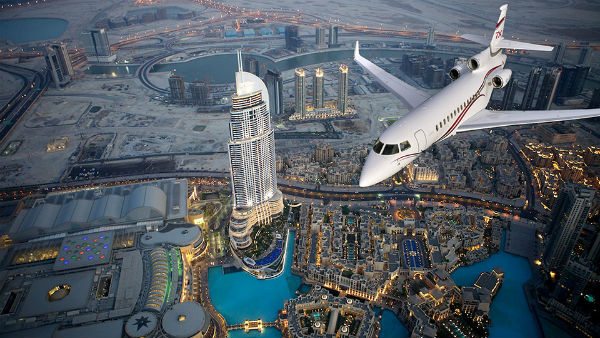 Dassault Falcon 7X flying over Dubai (Photo: Dassault Falcon)